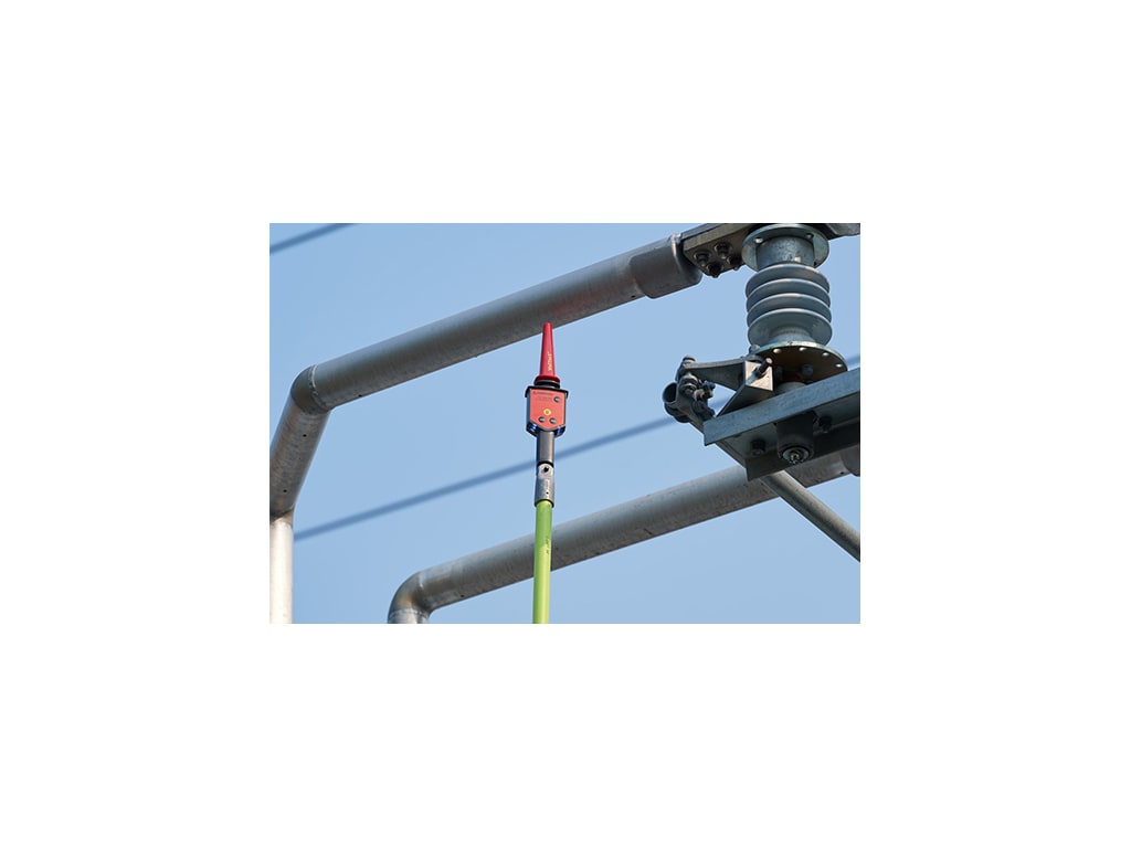 Amprobe TIC410A High Voltage Hot Stick Detector in testing